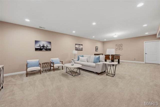 116 Wyndgate Valley Drive, Lake St Louis, MO 63367
