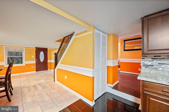 7902 BRIDGE AVE, Baltimore, MD 21237