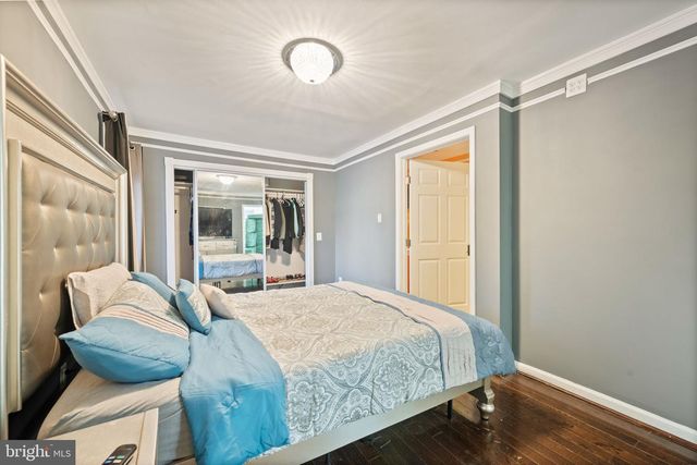 7902 BRIDGE AVE, Baltimore, MD 21237