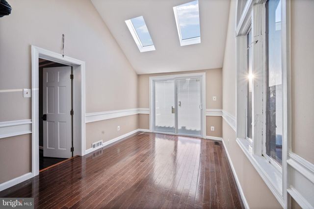 7902 BRIDGE AVE, Baltimore, MD 21237