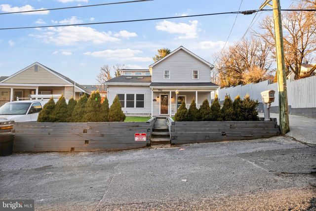 7902 BRIDGE AVE, Baltimore, MD 21237