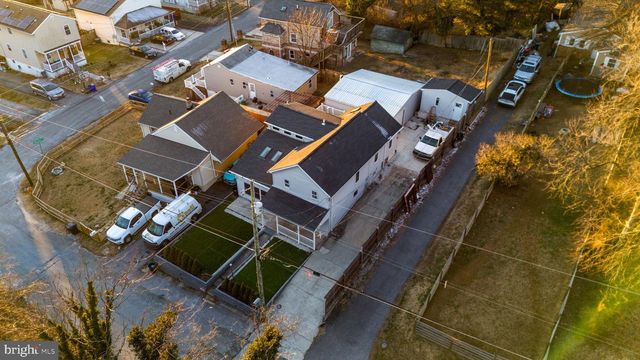 7902 BRIDGE AVE, Baltimore, MD 21237