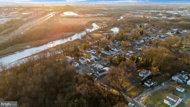 7902 BRIDGE AVE, Baltimore, MD 21237