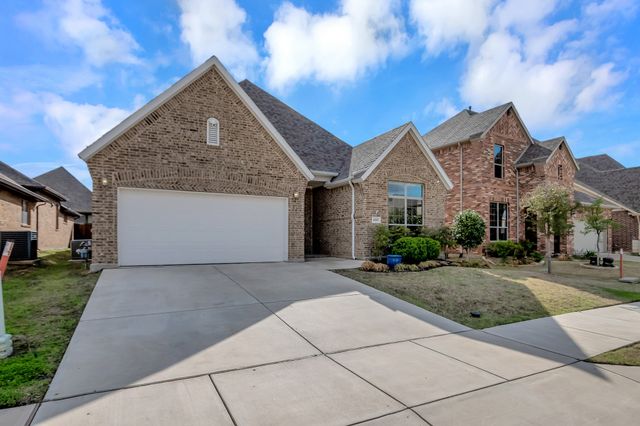 14805 Cedar Flat Way