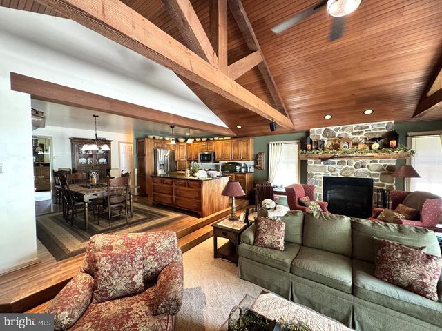 2540 HOPEWELL RD, Elverson, PA 19520