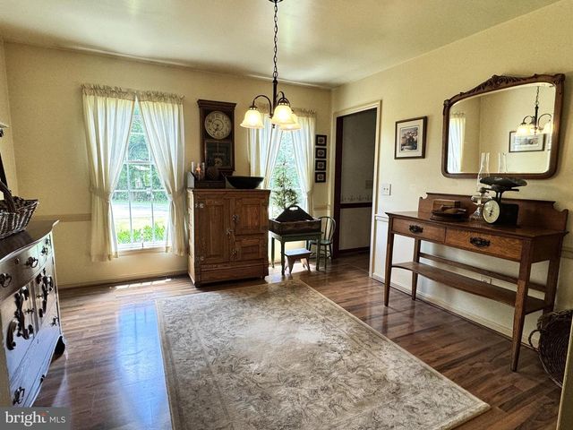 2540 HOPEWELL RD, Elverson, PA 19520