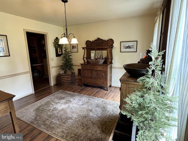 2540 HOPEWELL RD, Elverson, PA 19520