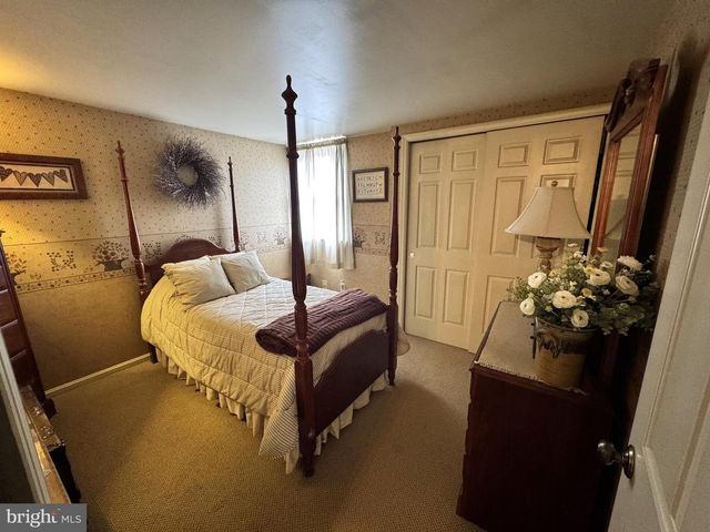 2540 HOPEWELL RD, Elverson, PA 19520