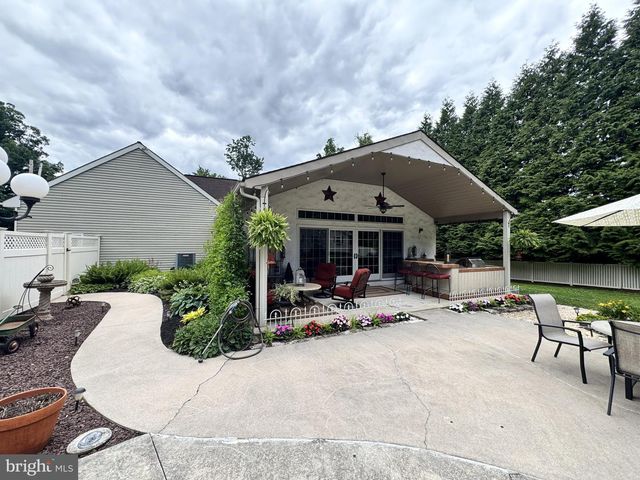 2540 HOPEWELL RD, Elverson, PA 19520