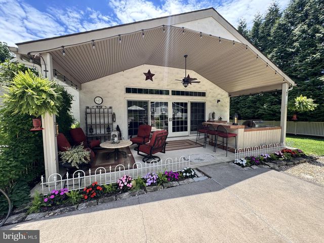 2540 HOPEWELL RD, Elverson, PA 19520