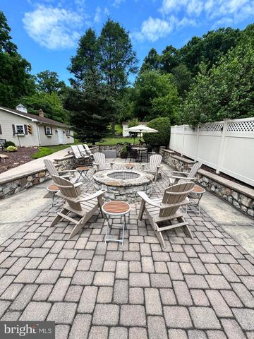 2540 HOPEWELL RD, Elverson, PA 19520