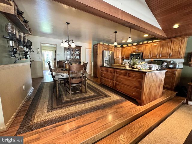 2540 HOPEWELL RD, Elverson, PA 19520