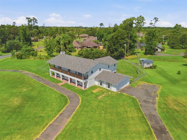 143 E Park Manor Drive, Lake Charles, LA 70611