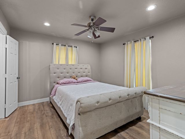 638 Bethpage Avenue, Dallas, TX 75217