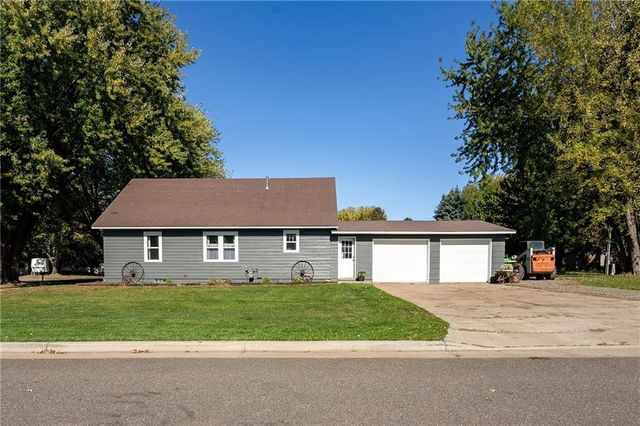 700 Washington Street, Thorp, WI 54771