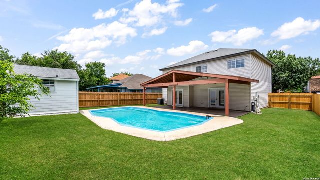422 Centro Hermosa, San Antonio, TX 78245