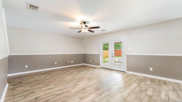422 Centro Hermosa, San Antonio, TX 78245
