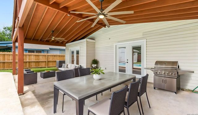 422 Centro Hermosa, San Antonio, TX 78245