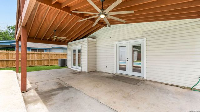 422 Centro Hermosa, San Antonio, TX 78245