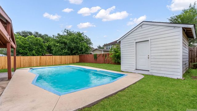 422 Centro Hermosa, San Antonio, TX 78245