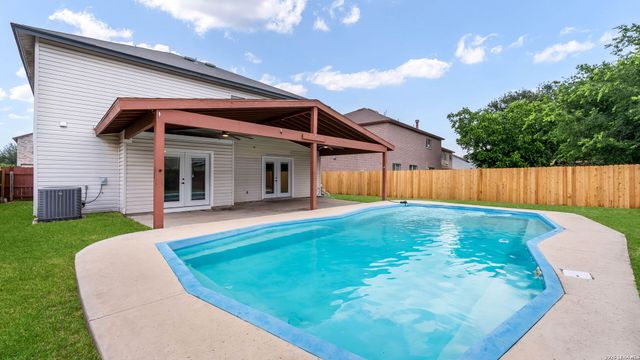 422 Centro Hermosa, San Antonio, TX 78245
