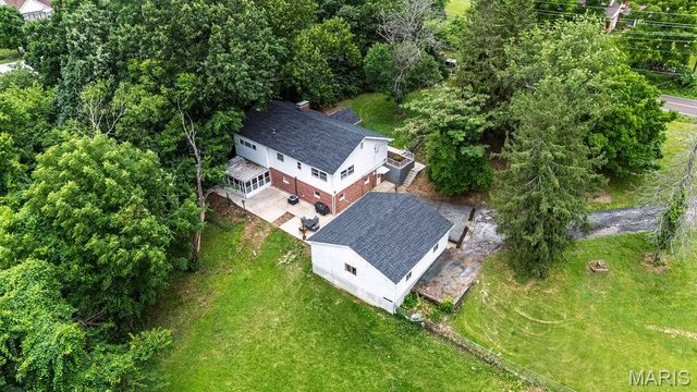 1216 Miller Road, Imperial, MO 63052