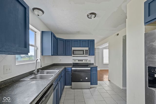 5504 Wheatstone Court, Indianapolis, IN 46221