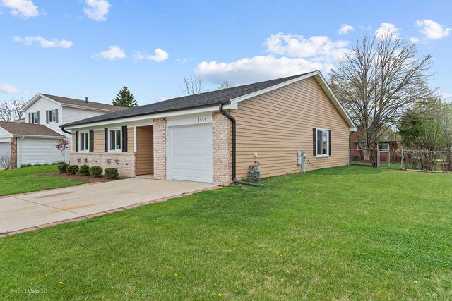 6855 Dove Avenue, Woodridge, IL 60517