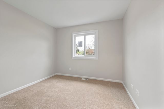 6855 Dove Avenue, Woodridge, IL 60517