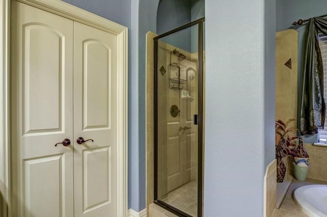 2005 Loma Alta Drive, Irving, TX 75063