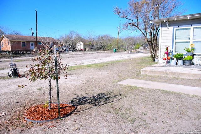 411 E Ansley, San Antonio, TX 78221