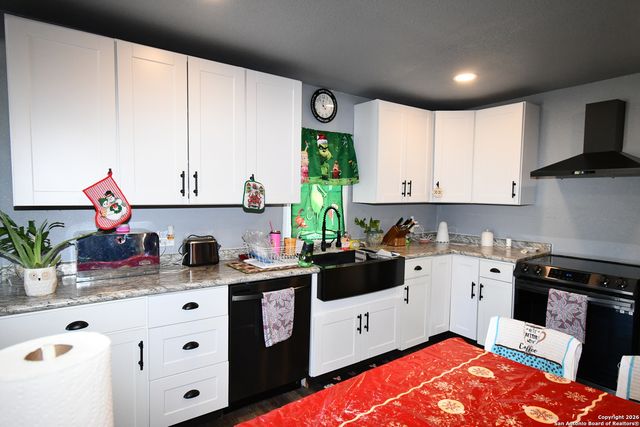 411 E Ansley, San Antonio, TX 78221