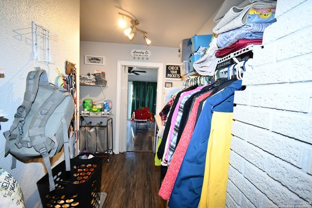 411 E Ansley, San Antonio, TX 78221