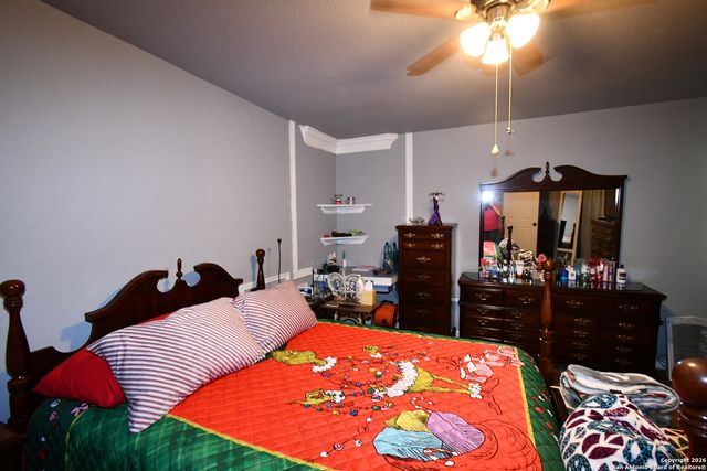 411 E Ansley, San Antonio, TX 78221