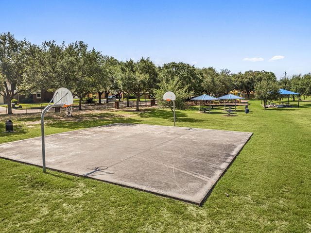 4918 Valley View Drive, La Porte, TX 77571