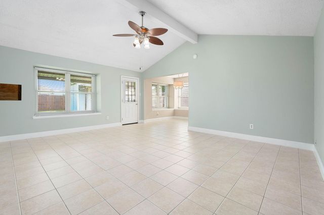 4918 Valley View Drive, La Porte, TX 77571