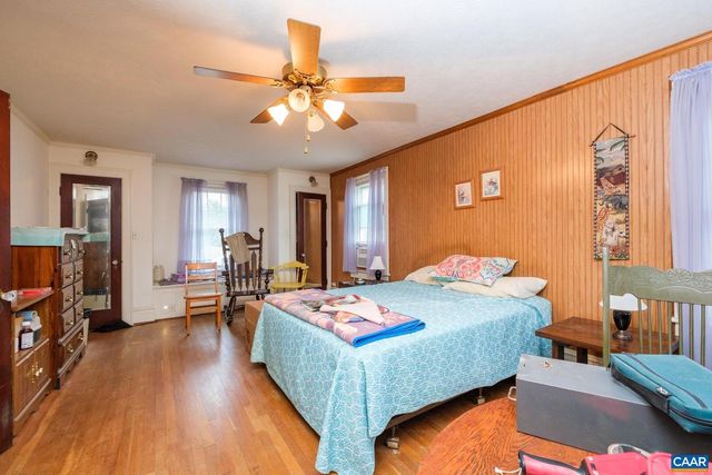 132 S CHARLOTTE AVE, Waynesboro, VA 22980