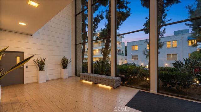 1140 E Ocean, Long Beach, CA 90802