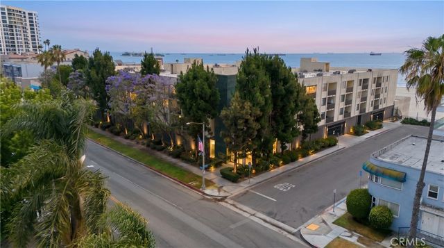 1140 E Ocean, Long Beach, CA 90802
