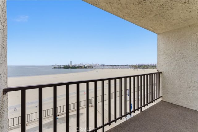 1140 E Ocean, Long Beach, CA 90802