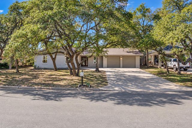 5704 Parkwood DR, Austin, TX 78735