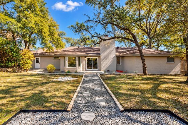 5704 Parkwood DR, Austin, TX 78735