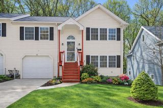 16 Beale St, Worcester, MA 01606