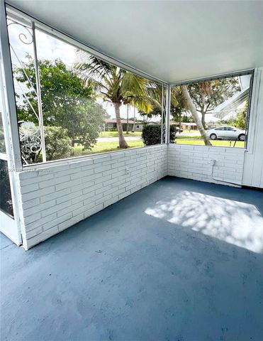 931 NW 35th Ave, Lauderhill, FL 33311