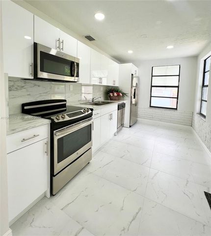 931 NW 35th Ave, Lauderhill, FL 33311