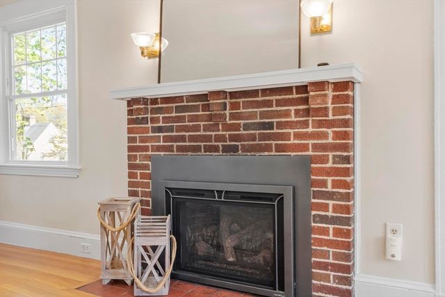 54 Pratt St, Reading, MA 01867