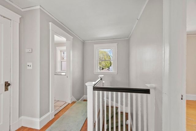54 Pratt St, Reading, MA 01867