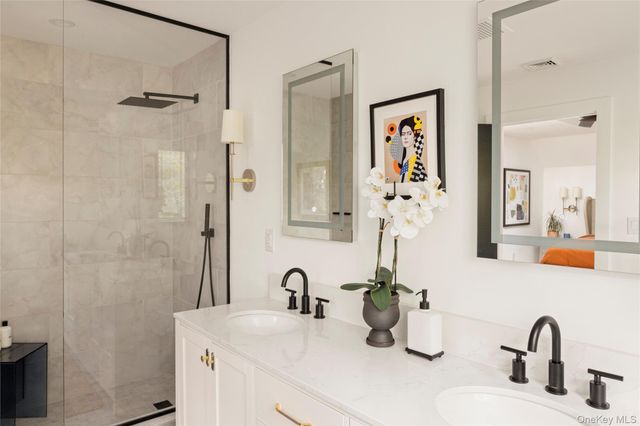 181 Lockwood Road, Claverack, NY 12521