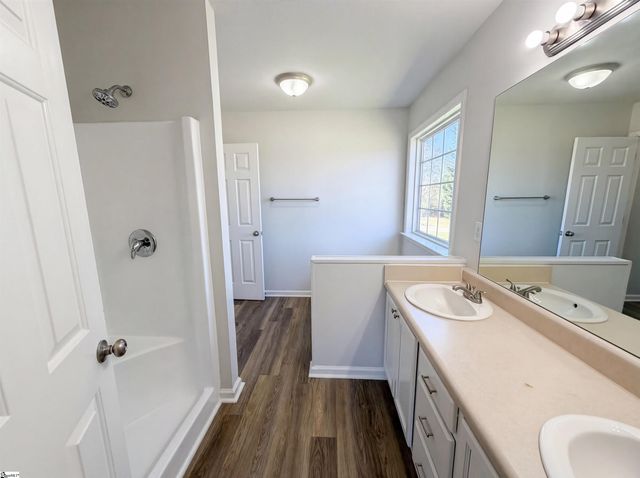 2 Ames Court, Taylors, SC 29687