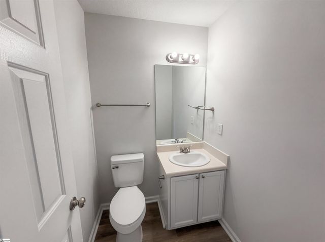 2 Ames Court, Taylors, SC 29687